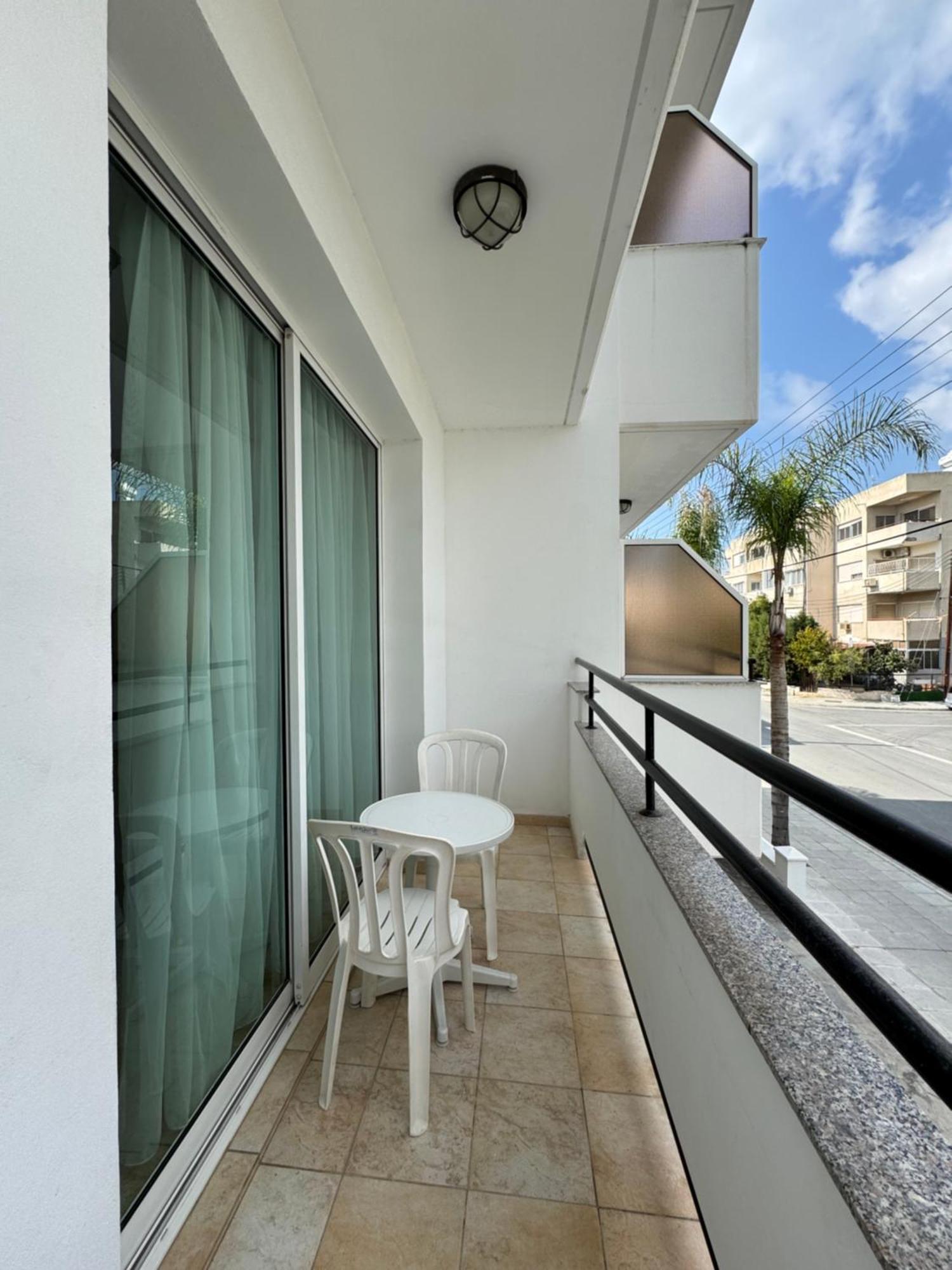 Marianna Hotel Apartments Limasol Buitenkant foto